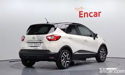 Renault QM3 2014 1.5 Автомат в Москве № 720053, миниатюра 2