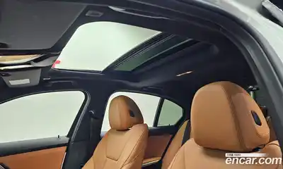 BMW 3-Series 2025 2.0 гидро в Москве № 720360, миниатюра 12