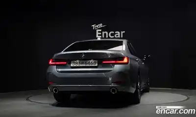 BMW 3-Series 2022 2.0 Автомат в Москве № 720692, миниатюра 4