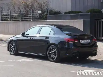 Mercedes-Benz A-Class 2022 2.0 Автомат в Москве № 721855, миниатюра 2