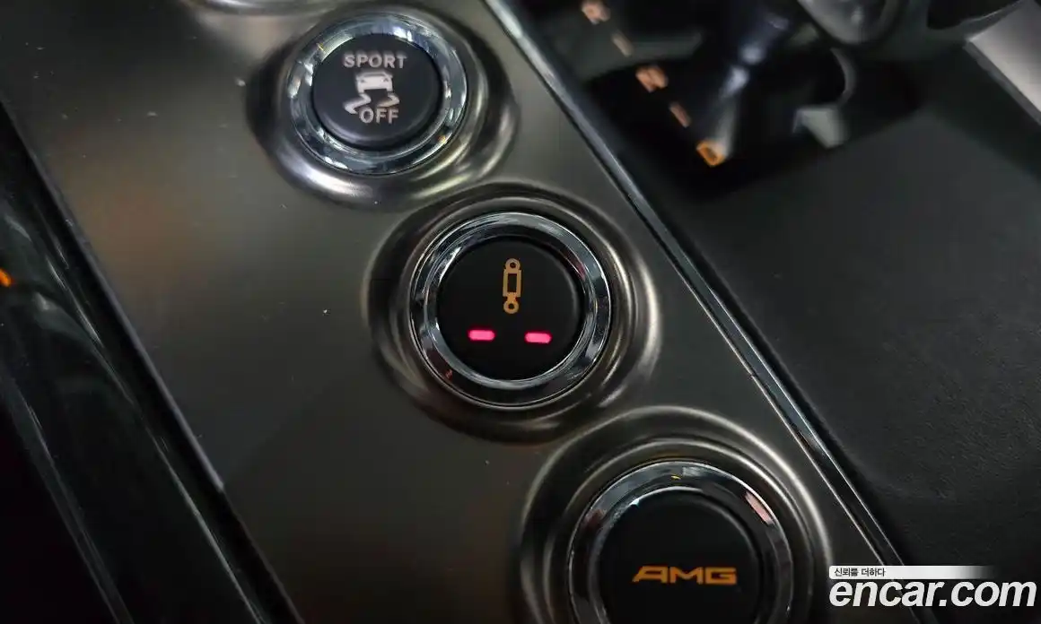 Mercedes-Benz E-Class 2010 6.2 Автомат в Москве № 722416, фото 17