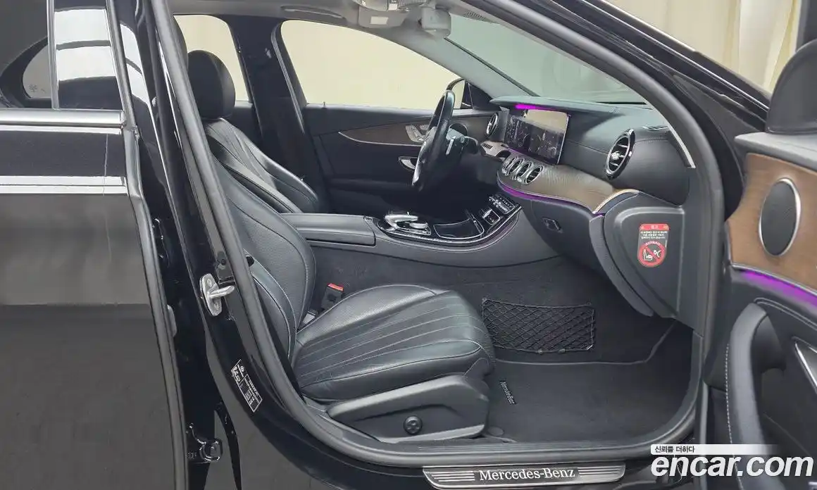 Mercedes-Benz E-Class 2017 2.0 Автомат в Москве № 722743, фото 11