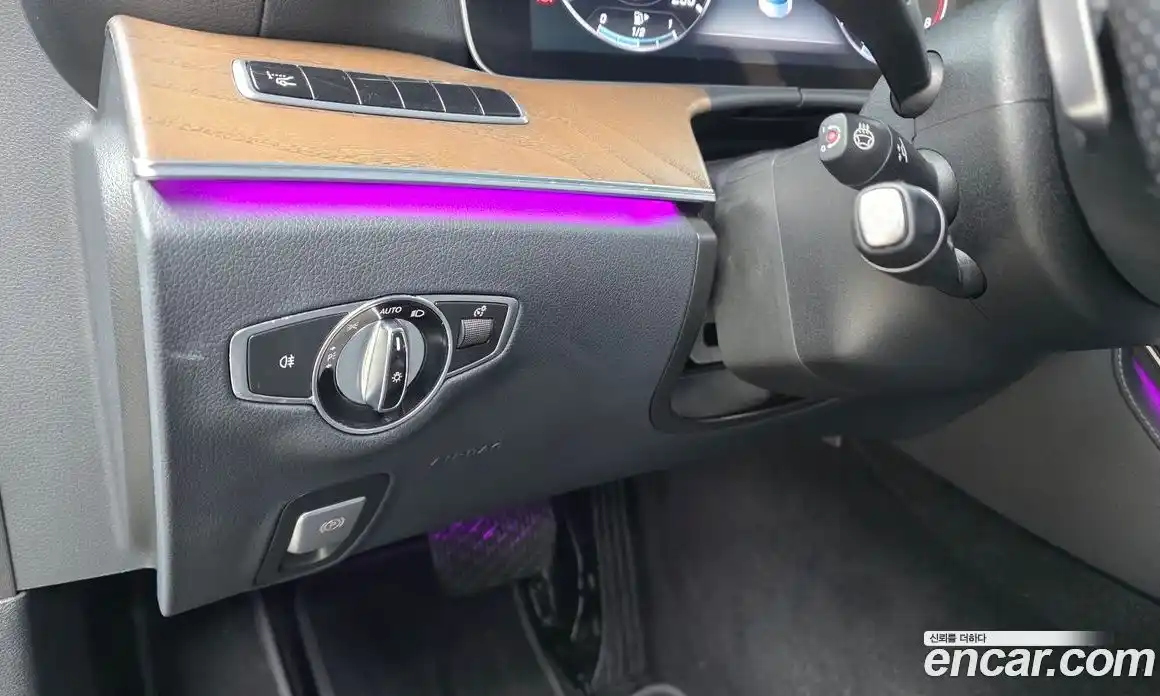 Mercedes-Benz E-Class 2017 2.0 Автомат в Москве № 722743, фото 14