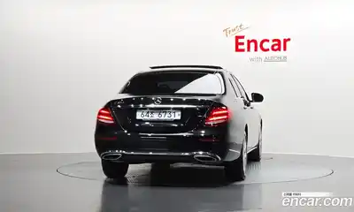 Mercedes-Benz E-Class 2017 2.0 Автомат в Москве № 722743, миниатюра 4