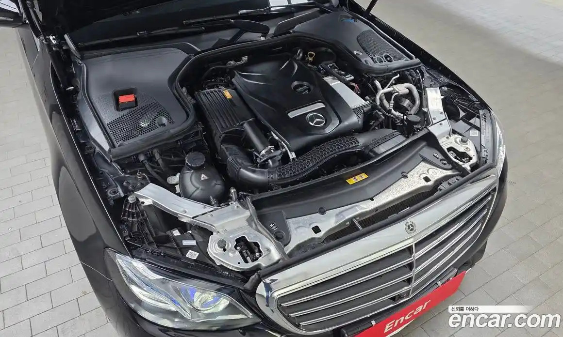 Mercedes-Benz E-Class 2017 2.0 Автомат в Москве № 722743, фото 6