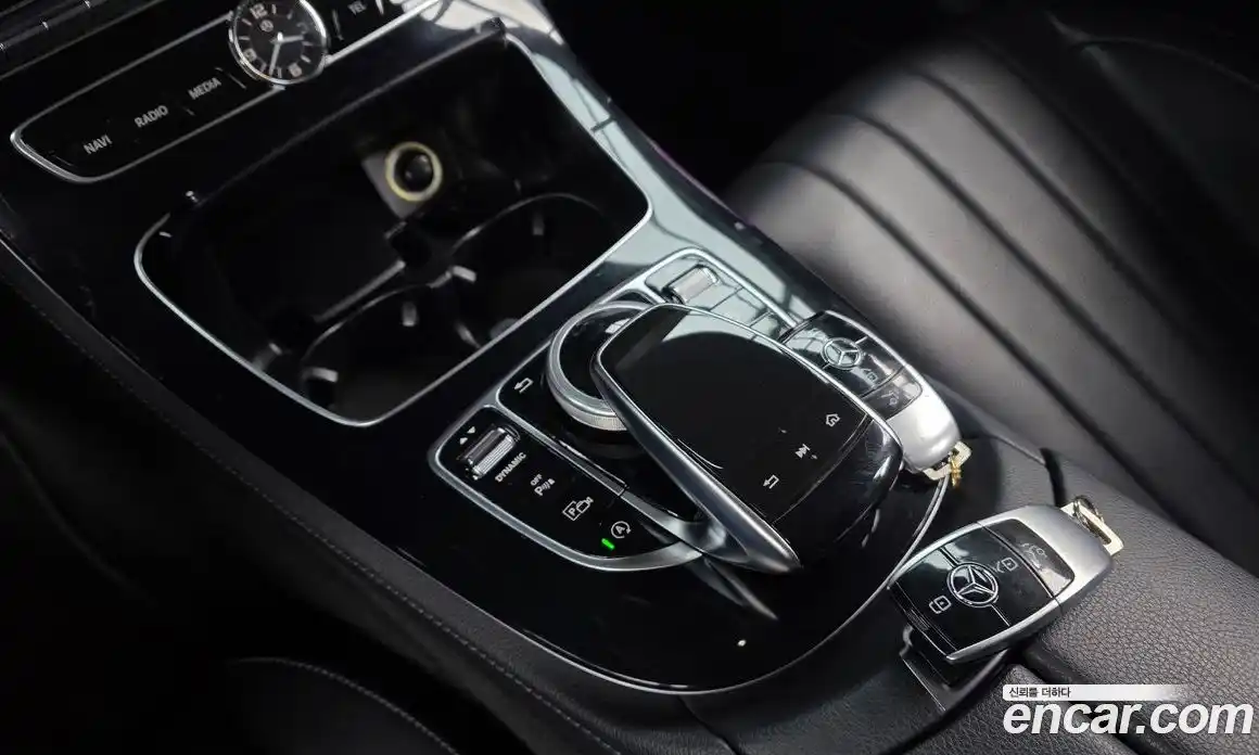 Mercedes-Benz E-Class 2017 2.0 Автомат в Москве № 722743, фото 9