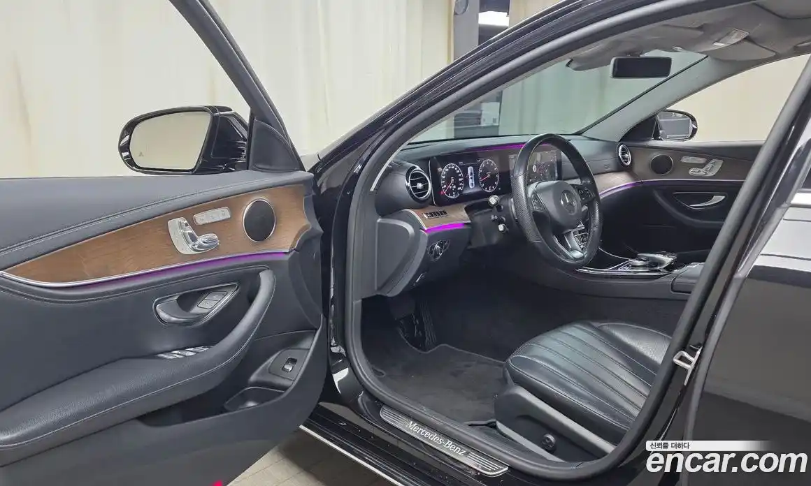 Mercedes-Benz E-Class 2017 2.0 Автомат в Москве № 722743, фото 10