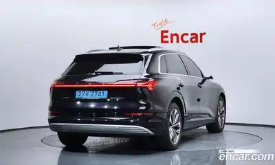 Audi e-tron 2020 0.2 Автомат в Москве № 723775, миниатюра 2