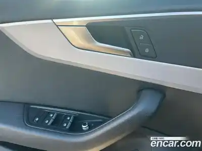 Audi A4 2016 2.0 Автомат в Москве № 723918, миниатюра 8