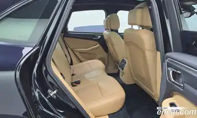 Porsche Macan 2017 2.0 Автомат в Москве № 724217, миниатюра 12