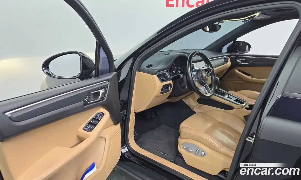 Porsche Macan 2017 2.0 Автомат в Москве № 724217, фото 10