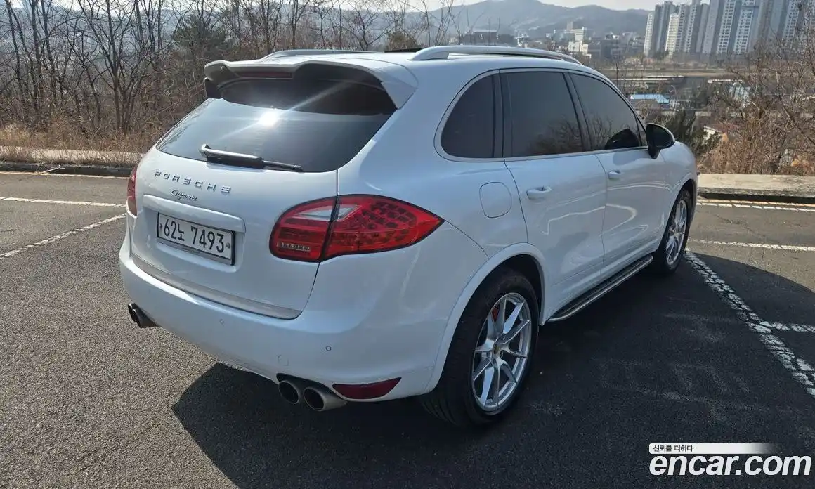 Porsche Cayenne 2014 3.0 Автомат в Москве № 724308, фото 6