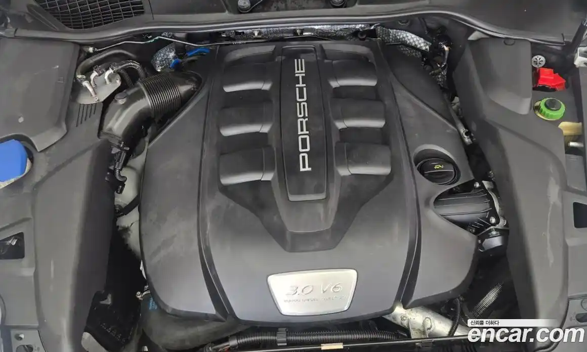 Porsche Cayenne 2014 3.0 Автомат в Москве № 724308, фото 10