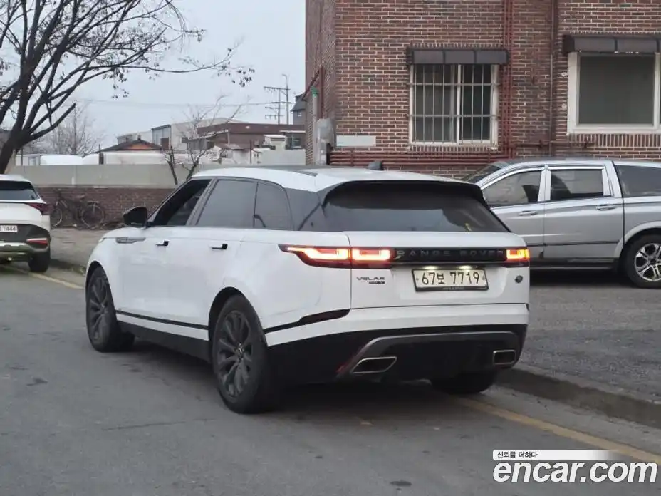 Land Rover Range-Rover Velar 2018 2.0 Автомат в Москве № 724606, фото 3