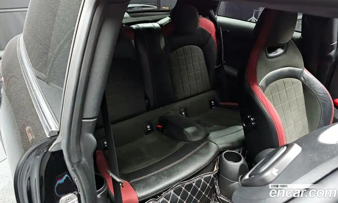 Mini Cooper 2017 2.0 Автомат в Москве № 724902, фото 11