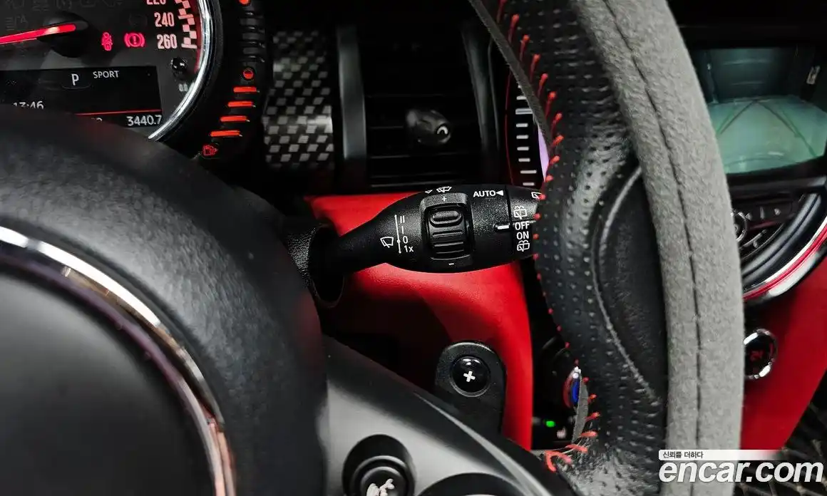 Mini Cooper 2017 2.0 Автомат в Москве № 724902, фото 17