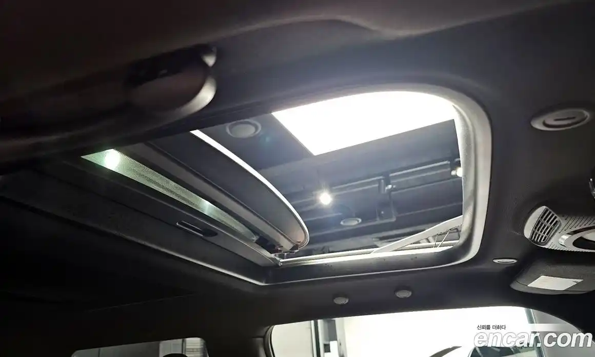 Mini Cooper 2017 2.0 Автомат в Москве № 724902, фото 19