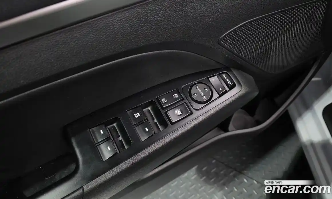 Hyundai Avante 2020 1.6 Автомат в Москве № 745360, фото 16