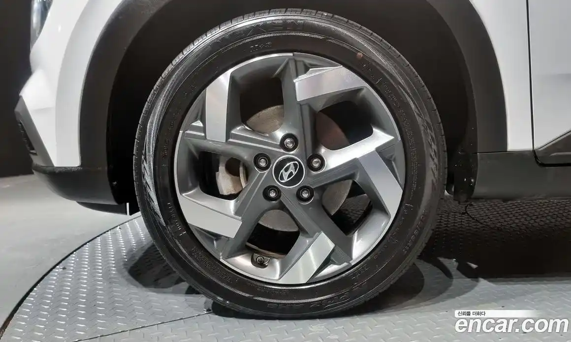 Hyundai Venue 2020 1.6 Автомат в Москве № 745653, фото 5