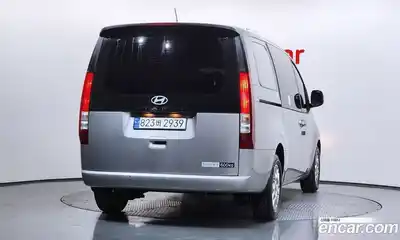 Hyundai Staria 2024 3.5 Автомат в Москве № 745796, миниатюра 2