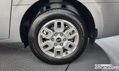 Hyundai Staria 2024 3.5 Автомат в Москве № 745796, миниатюра 5