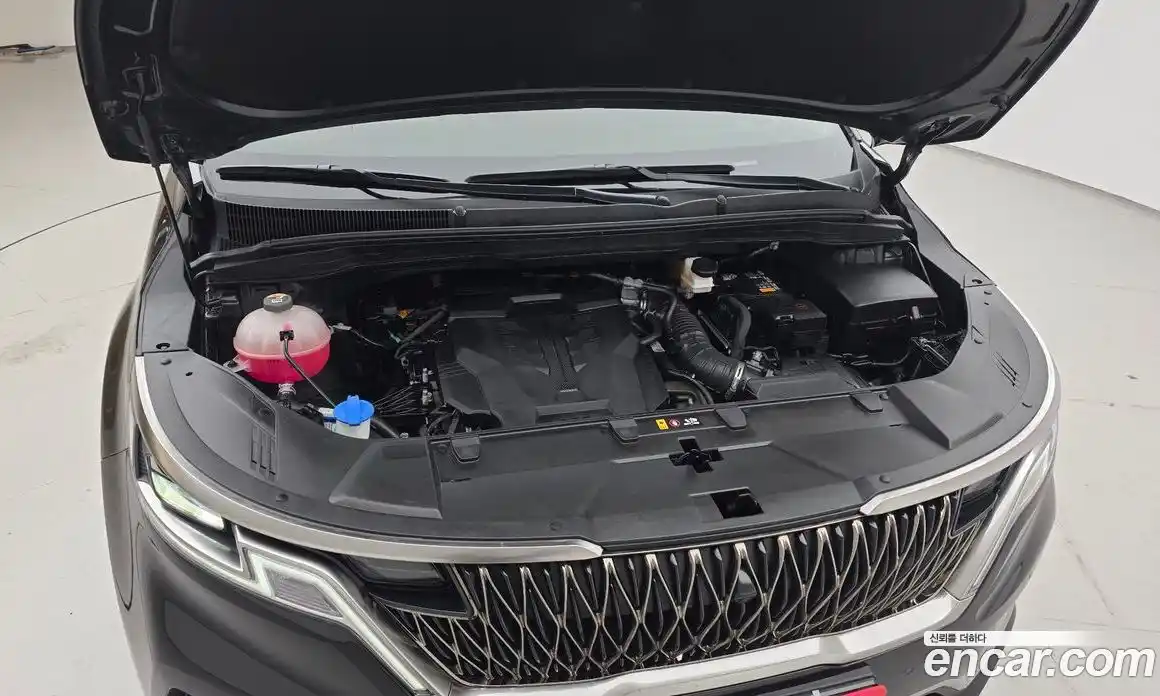 Kia Canival 2023 3.5 Автомат в Москве № 746221, фото 6