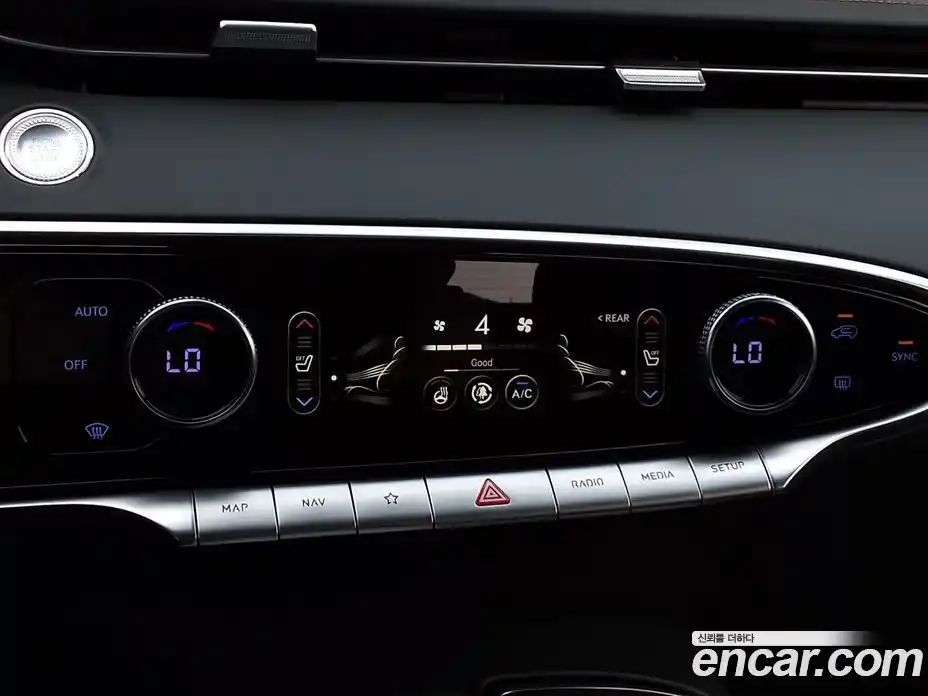 Genesis GV70 2023 2.5 Автомат в Москве № 746595, фото 14