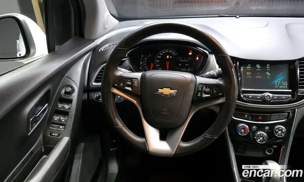 Chevrolet Trax 2017 1.4 Автомат в Москве № 747847, фото 13