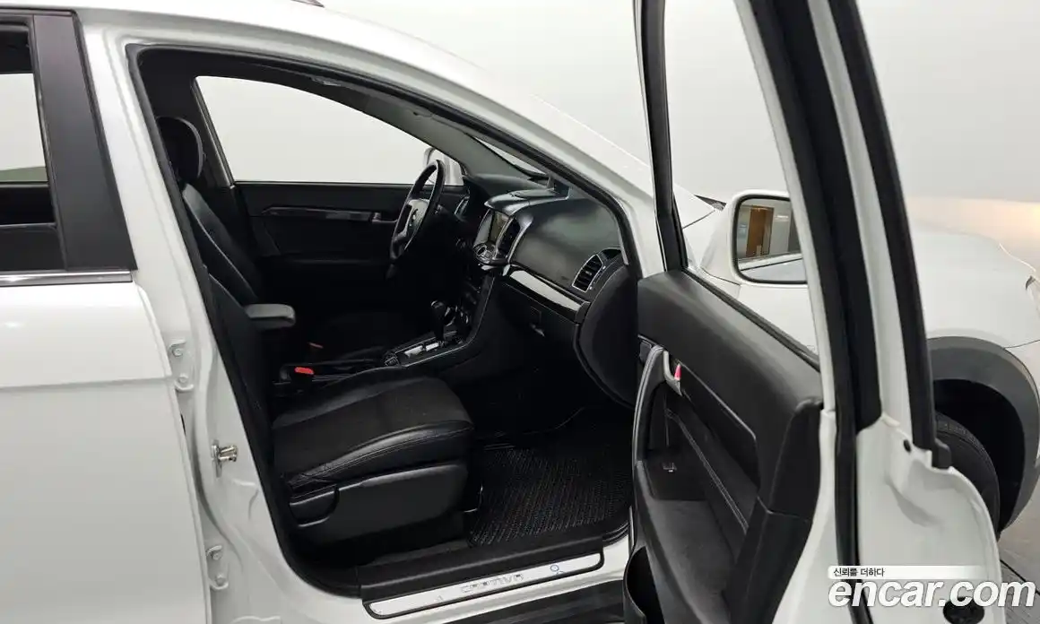 Chevrolet Captiva 2015 2.2 Автомат в Москве № 747927, фото 11