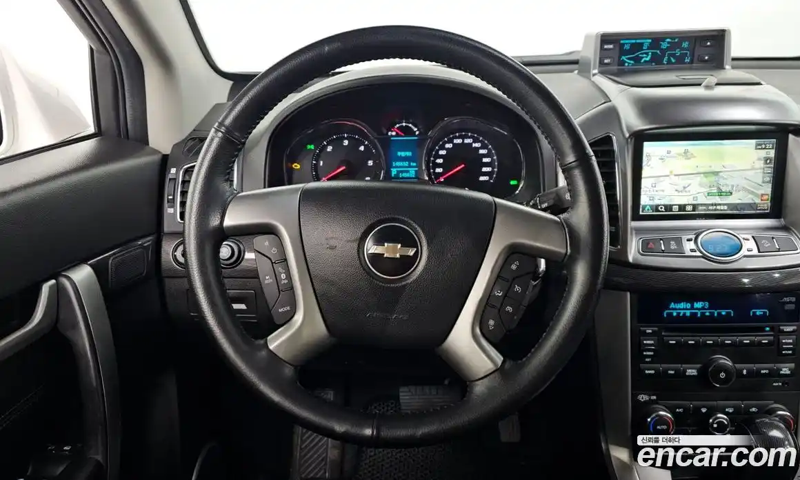 Chevrolet Captiva 2015 2.2 Автомат в Москве № 747927, фото 13