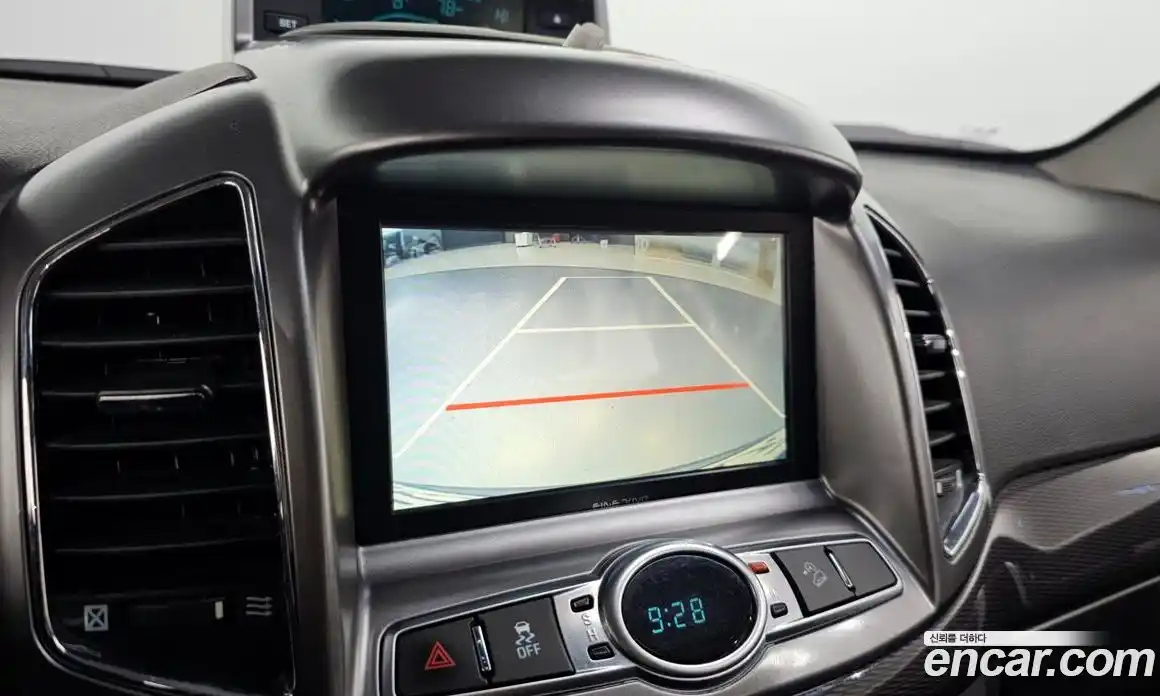 Chevrolet Captiva 2015 2.2 Автомат в Москве № 747927, фото 15