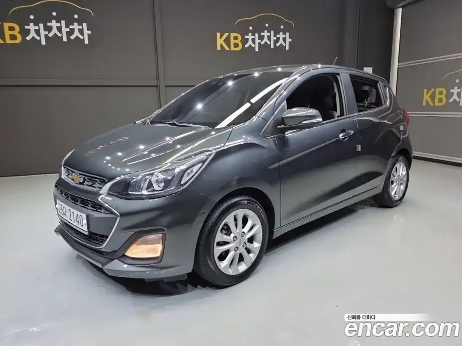 Chevrolet Spark 2018 1.0 Автомат в Москве № 748032, фото 1