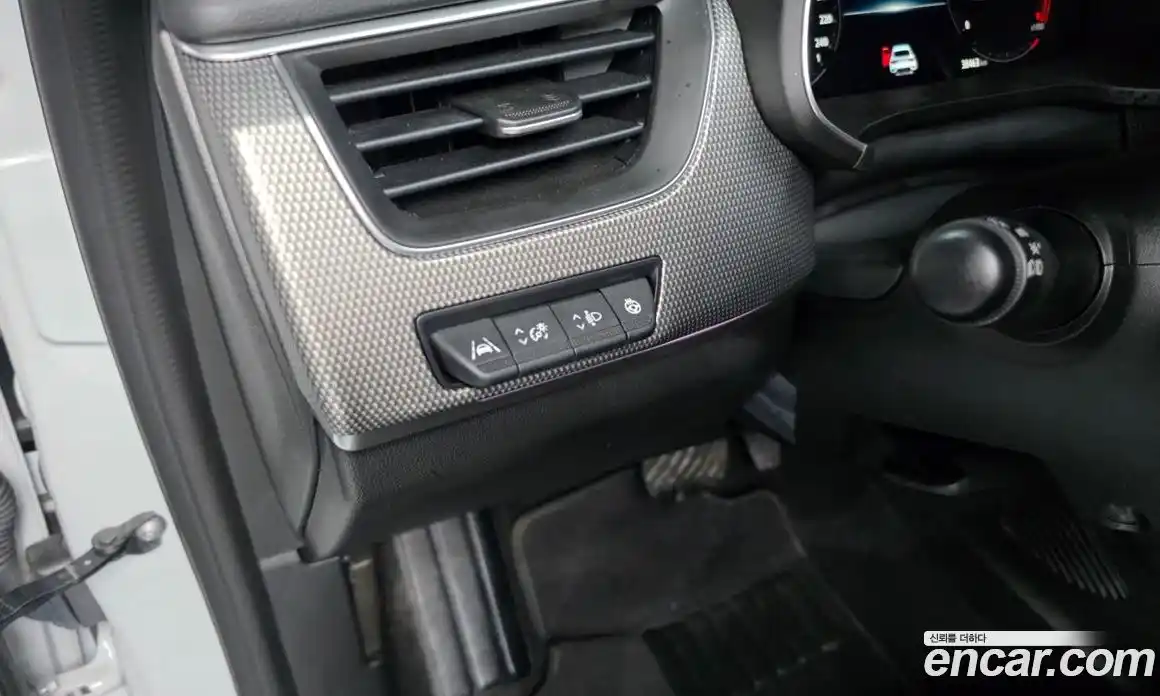 Renault XM3 2024 1.6 Автомат в Москве № 748301, фото 16