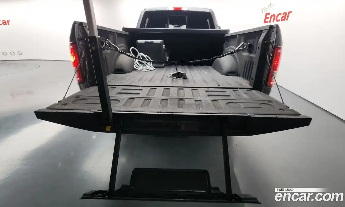 Ford F150 2016 5.0 Автомат в Москве № 748632, фото 20