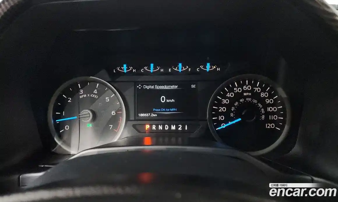 Ford F150 2016 5.0 Автомат в Москве № 748632, фото 8