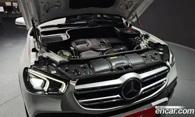 Mercedes-Benz GLE-Class 2021 1.9 Автомат в Москве № 748984, миниатюра 6