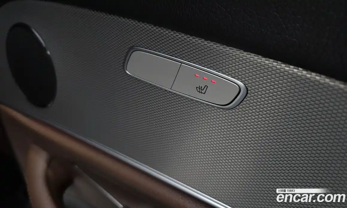 Mercedes-Benz E-Class 2019 2.0 Автомат в Москве № 749200, фото 19