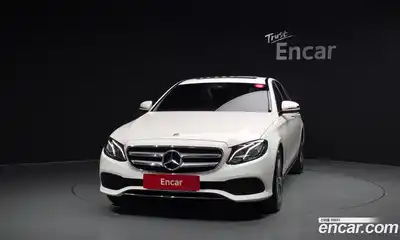 Mercedes-Benz E-Class 2019 2.0 Автомат в Москве № 749200, миниатюра 3