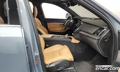 Volvo XC90 2022 2.0 Автомат в Москве № 749583, миниатюра 11