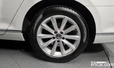 Volkswagen Passat 2021 2.0 Автомат в Москве № 749955, миниатюра 5
