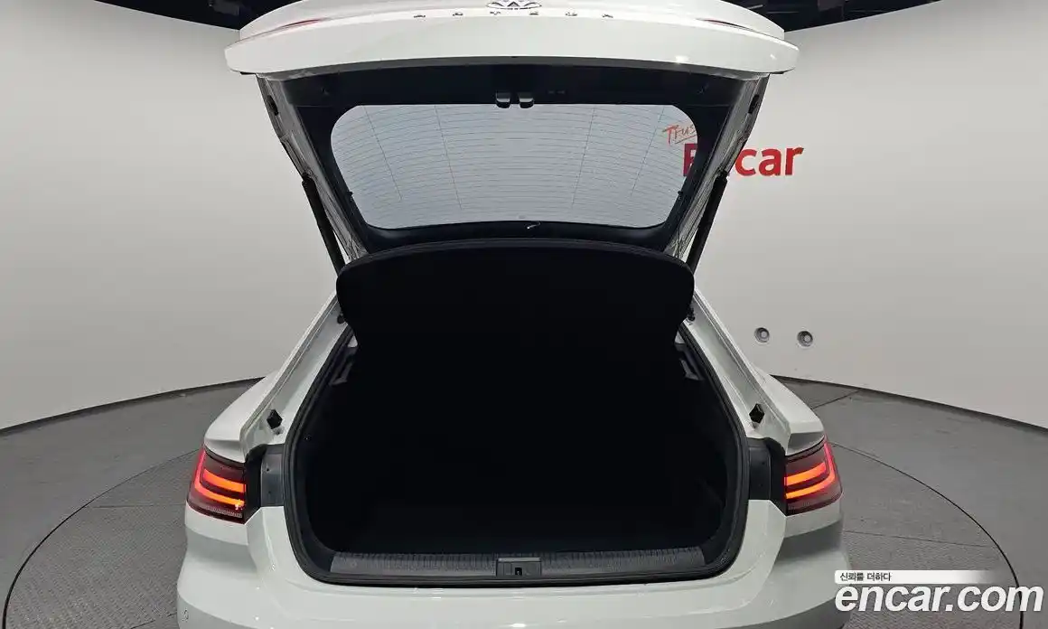 Volkswagen Arteon 2019 2.0 Автомат в Москве № 750087, фото 20