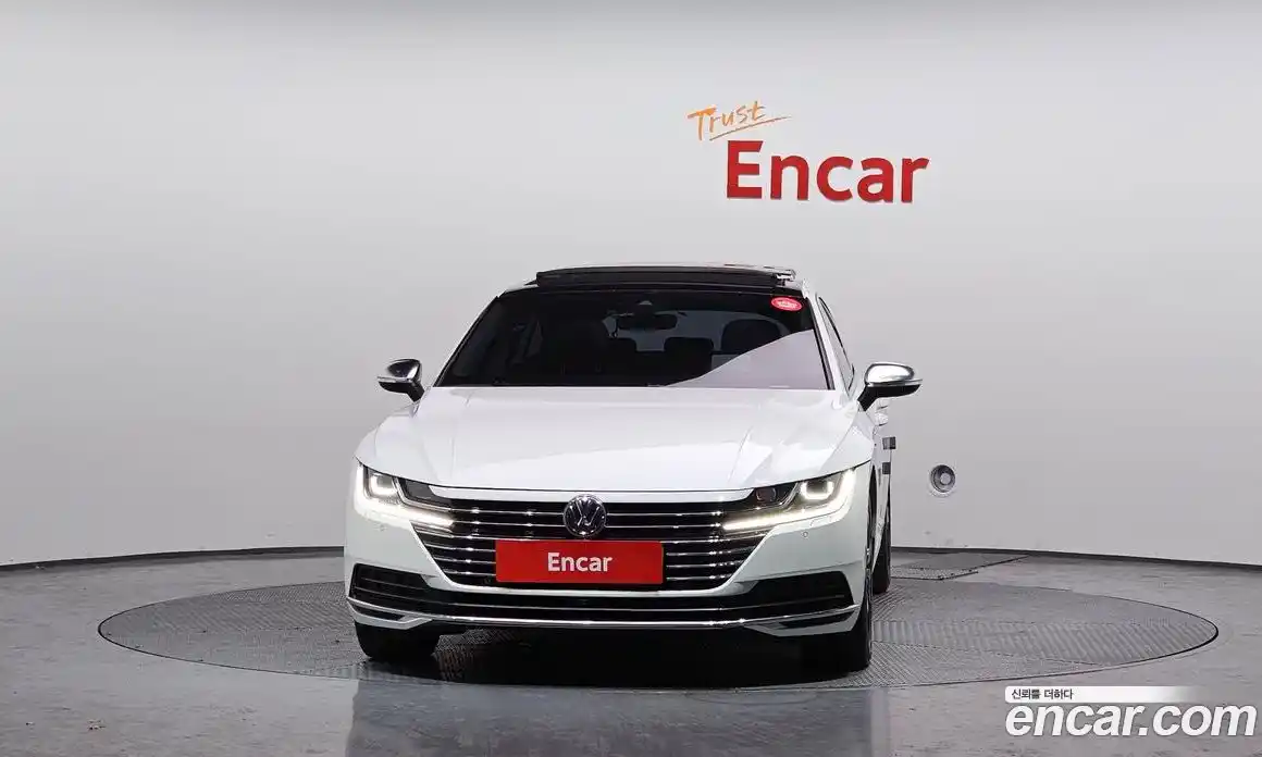 Volkswagen Arteon 2019 2.0 Автомат в Москве № 750087, фото 3