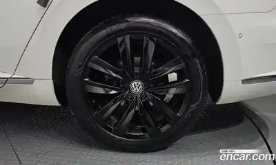 Volkswagen Arteon 2019 2.0 Автомат в Москве № 750087, миниатюра 5