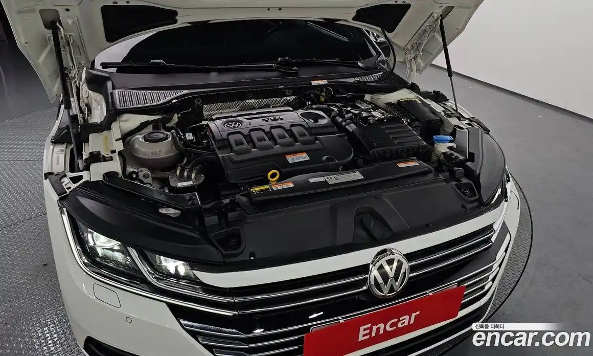 Volkswagen Arteon 2019 2.0 Автомат в Москве № 750087, фото 6