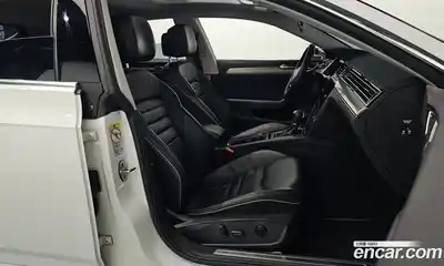 Volkswagen Arteon 2019 2.0 Автомат в Москве № 750087, миниатюра 10