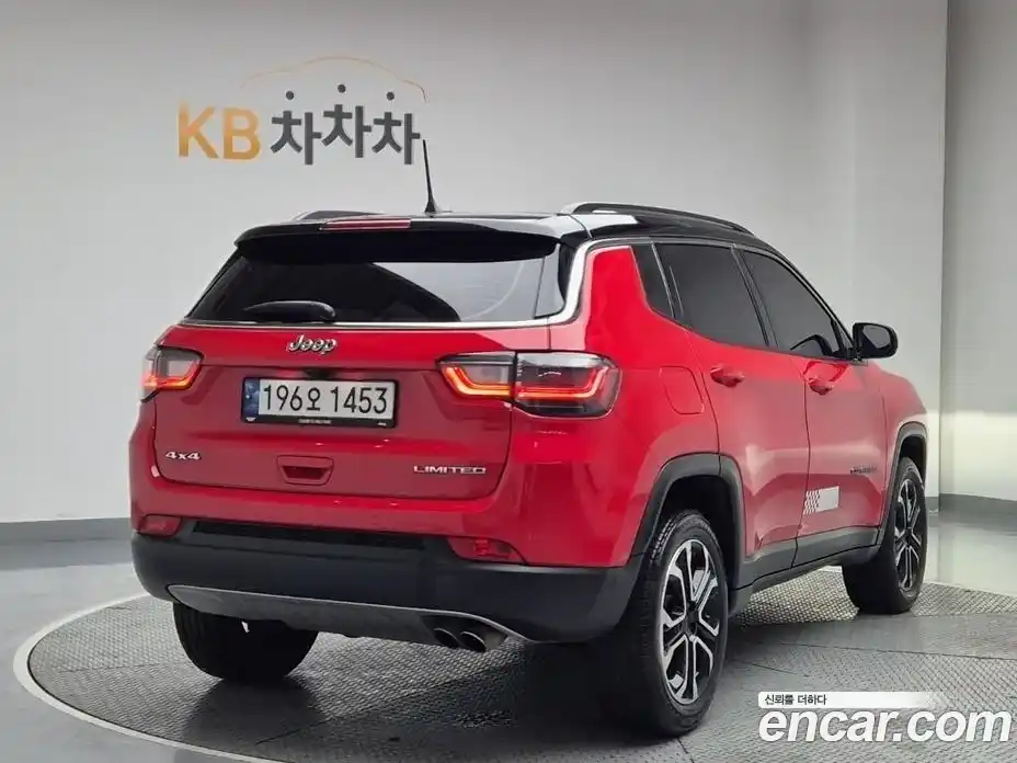 Jeep Compass 2022 2.4 Автомат в Москве № 750160, фото 3