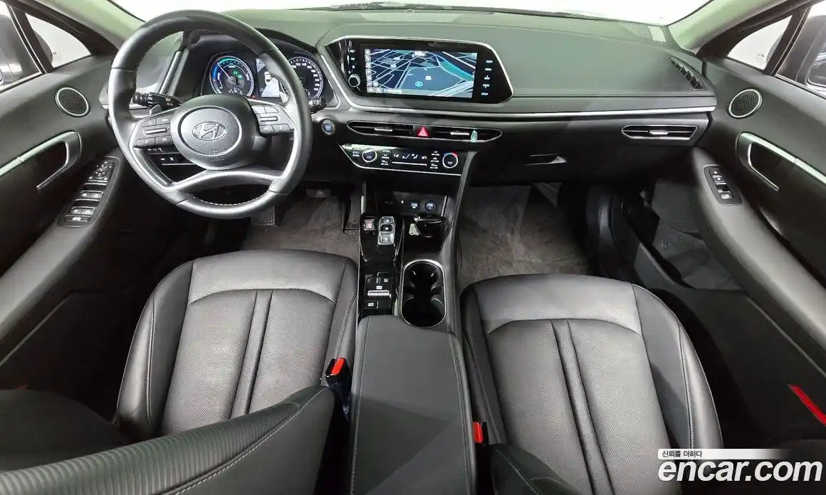 Hyundai Sonata 2022 2.0 Автомат в Москве № 756119, фото 7