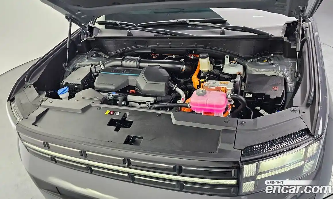 Hyundai Santa Fe 2025 1.6 Автомат в Москве № 756316, фото 6