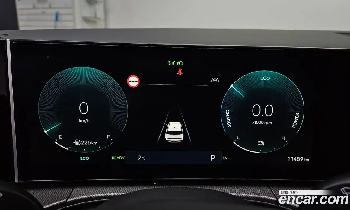 Hyundai Santa Fe 2025 1.6 Автомат в Москве № 756316, фото 8