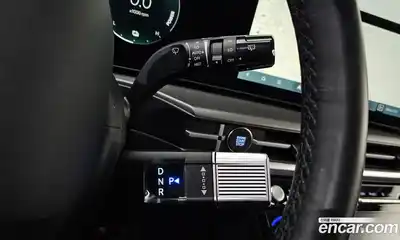 Hyundai Santa Fe 2025 1.6 Автомат в Москве № 756316, миниатюра 9